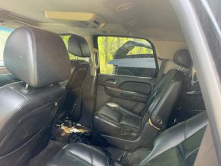 2007 Chevrolet Tahoe V6 - Interior Rear Seat Image